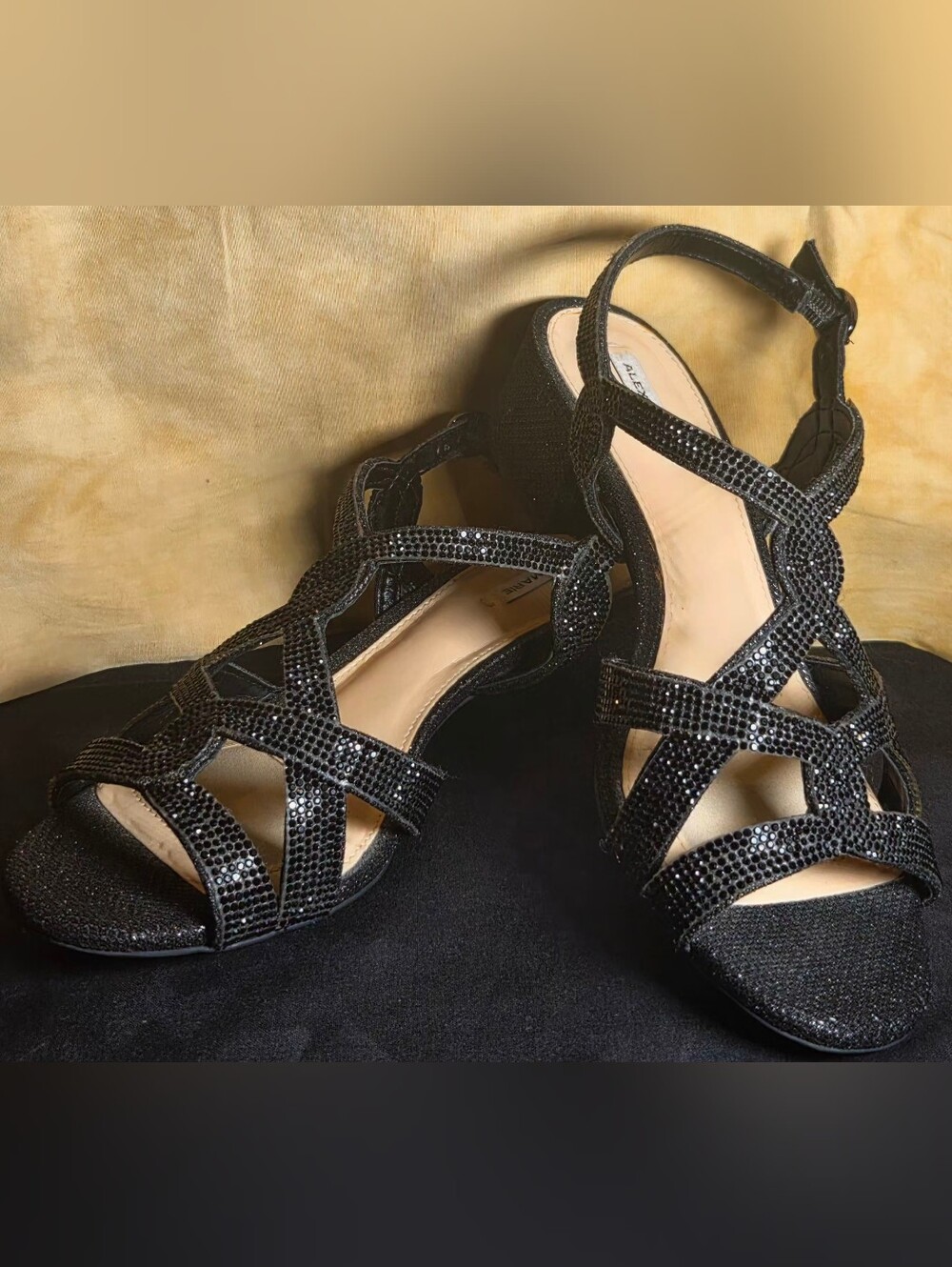 Alex Marie Evening Sparkle Crisscross Ankle Strap Sandal EUC Sz 7.
